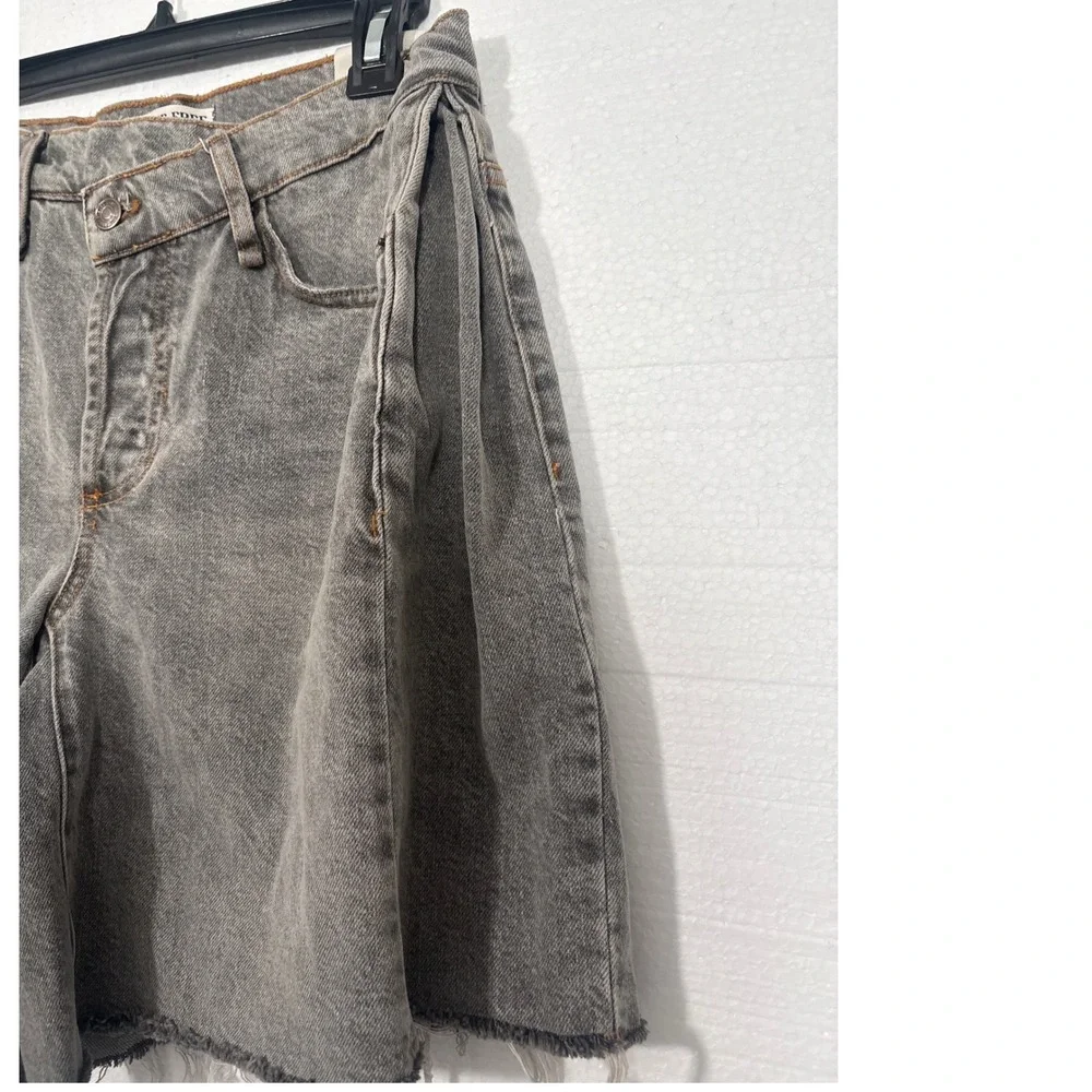 We The Free Shorts Women 26 Grey Boomerang High Rise Long Crossover Waist Denim